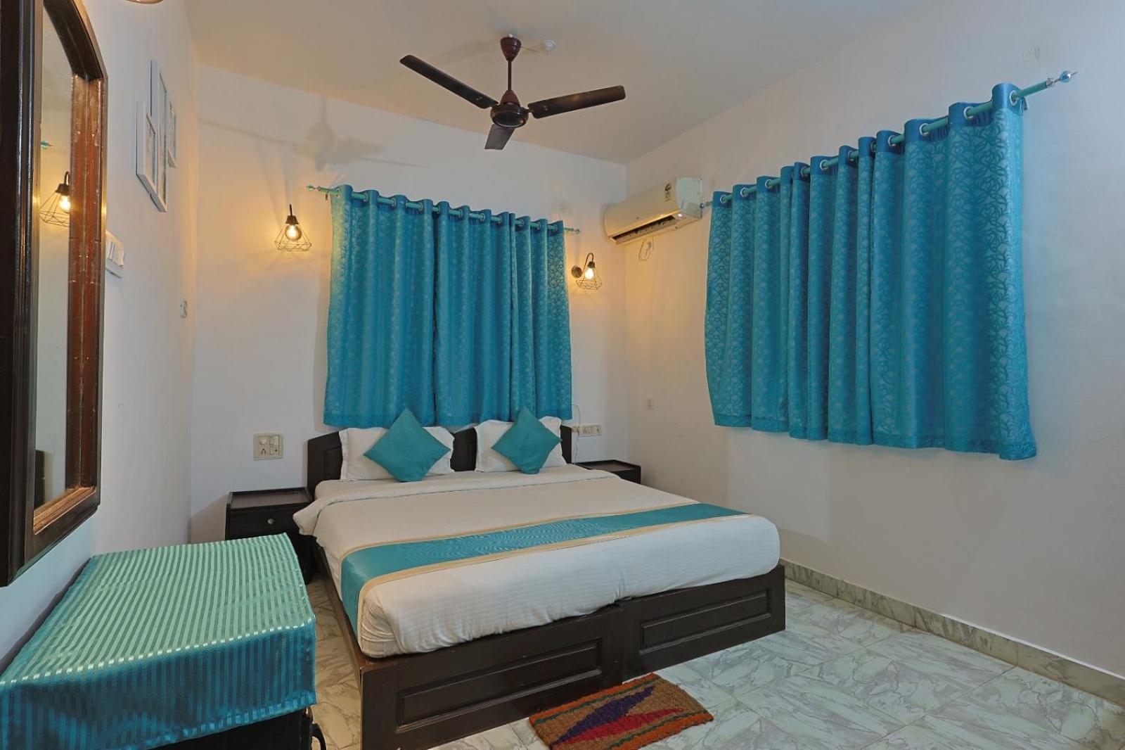 Baga Fantacia Beach Inn Calangute Room photo